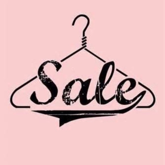 Meet your Posher, Mandi - Picture 3 of 3